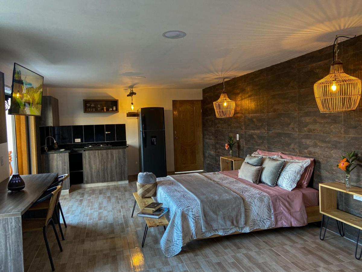 Cabanas Con Jacuzzi Y Chimenea - Casa Floral, Marinilla Exterior foto