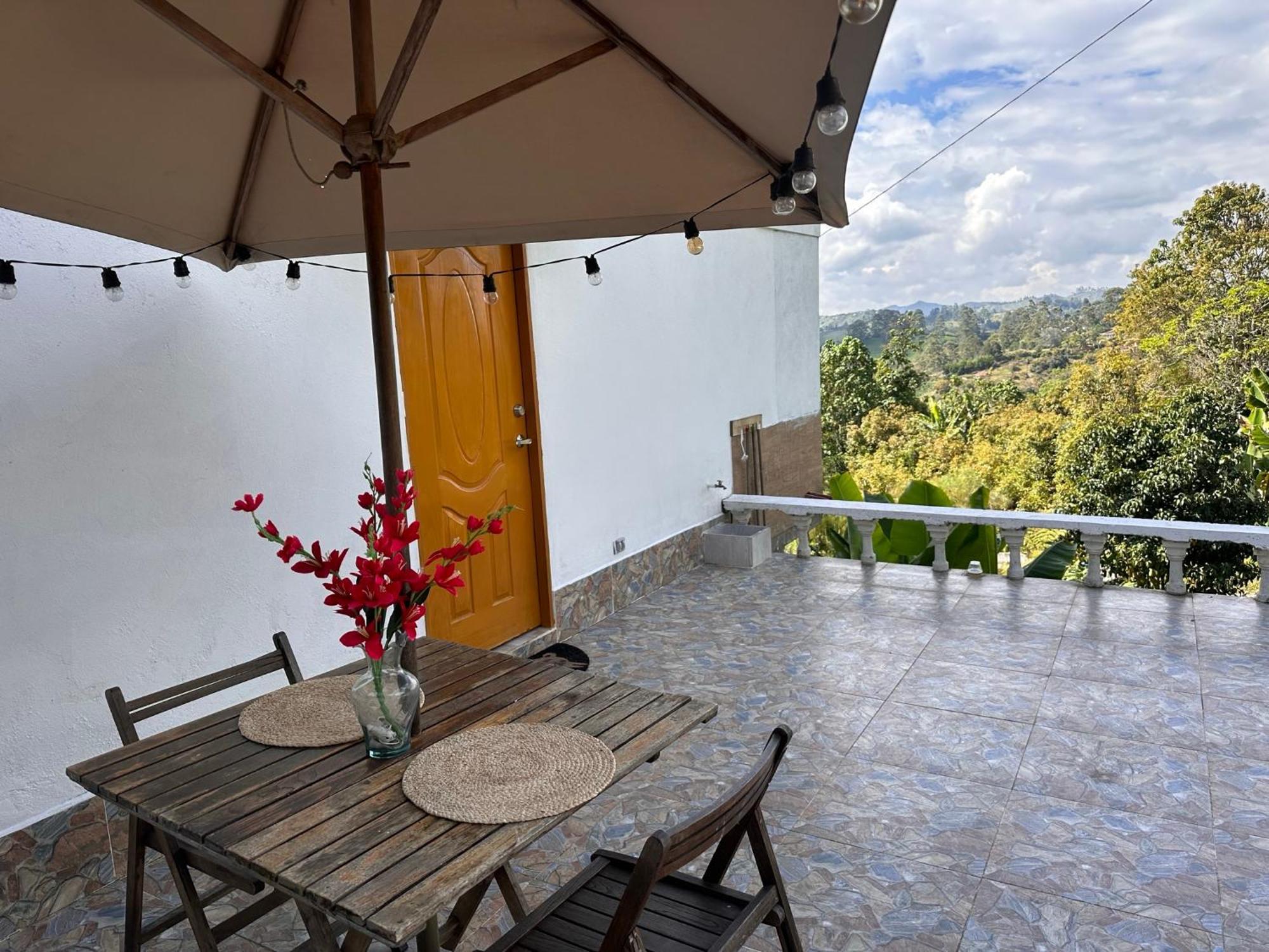 Cabanas Con Jacuzzi Y Chimenea - Casa Floral, Marinilla Exterior foto